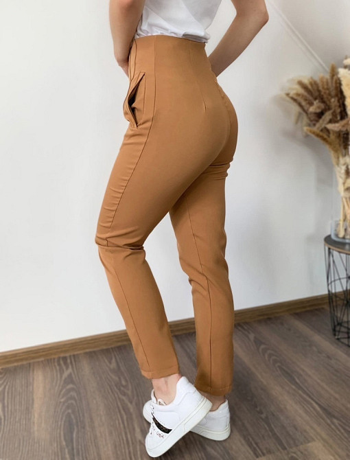 Жіночі прямі штани з кишенями "Jenifer" оптом | Розпродаж моделі Кемел, 42 Київ - фото 5