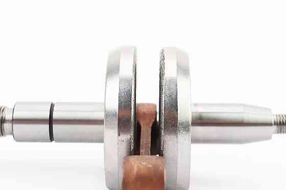 УЦІНКА Б/П- Колінвал, палець 10mm MS-230/250 (криво запресовані балансири, див. фото) Киев