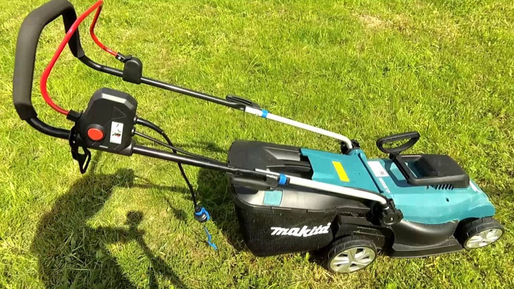 Профессиональная электрическая газонокосилка Makita ELM3320: 1200 Вт, 3400 об/мин, высота скашивания 20/40/55 Киев - изображение 10