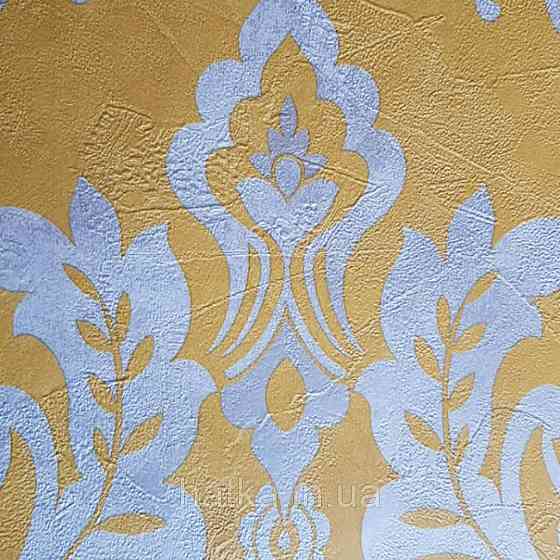Шпалери вінілові на флізелін AS creation New-life вензелі великі сріблясті на жовтому під штукатурку Київ