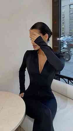 Жіночий стильний утеплений комбінезон із моделюючими швами мікромасло на флісі Одеса