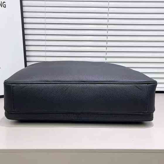 Чорна шкіряна ділова сумка для ноутбука Tiding Bag Київ