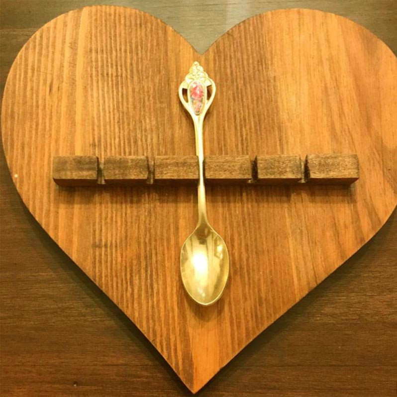 Полиця для колекції ложок "Холіс" сієна Миколаїв - фото 1