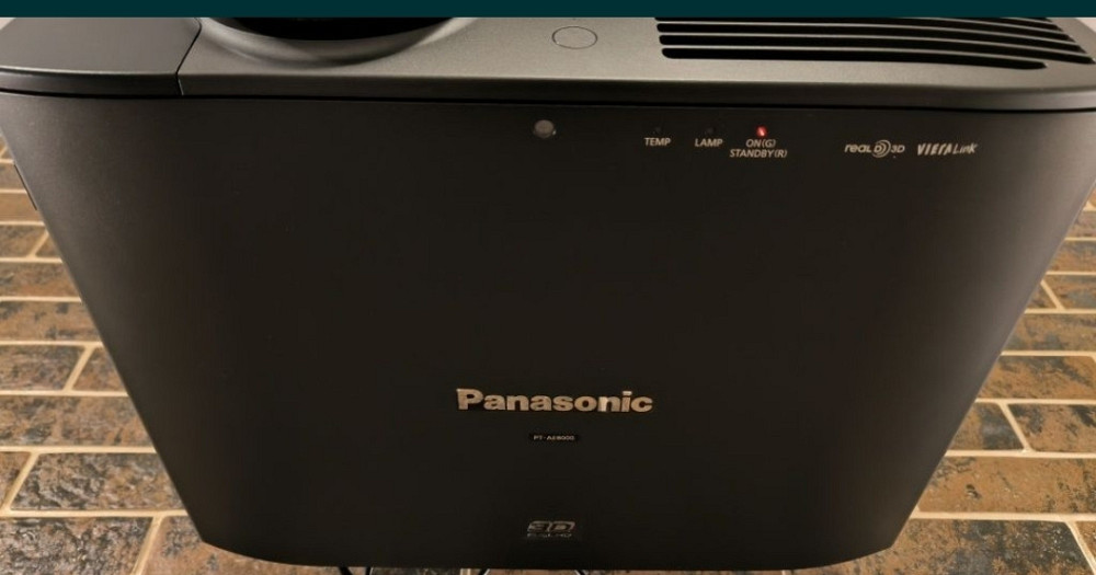 Проєктор Panasonic PT-AE8000U Харків - фото 4