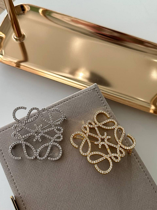 Брошки Loewe Одеса - фото 1