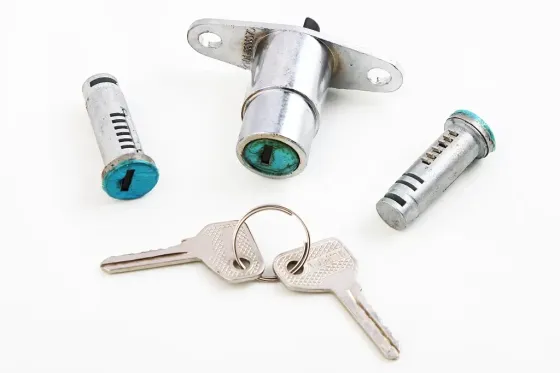 Замок багажника 2101 з циліндрами хром. Вінниця