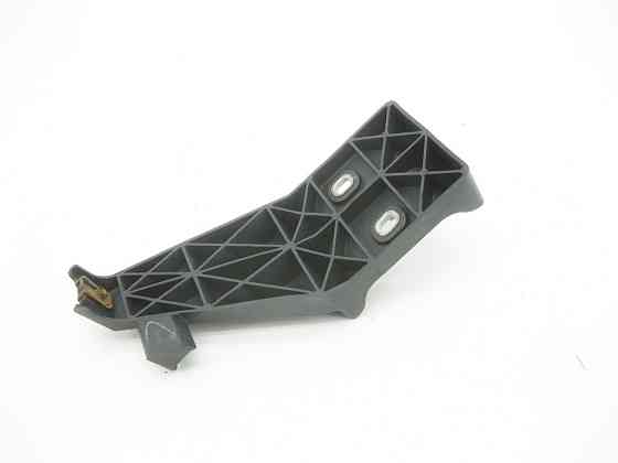 Mercedes-Benz  A1668804500 Боковий тримач заднього бампера (ліворуч) ML/GLE W166 GLE Coupe C292 GL/GLS X166 Одесса