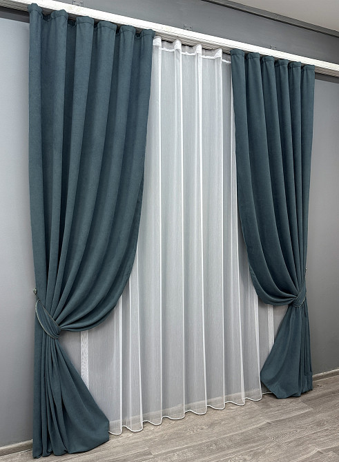 Комплект штор VR-Textil Мікровелюр Petek 100х270 2шт і Тюль 400х270 1489ш-1153т Сіро-блакитний з білим 71-033/2 Київ - фото 2