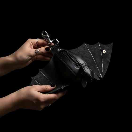 Кошелек для монет в форме летучей мыши с карабином PU кожа, чехол для мелочей на молнии Киев