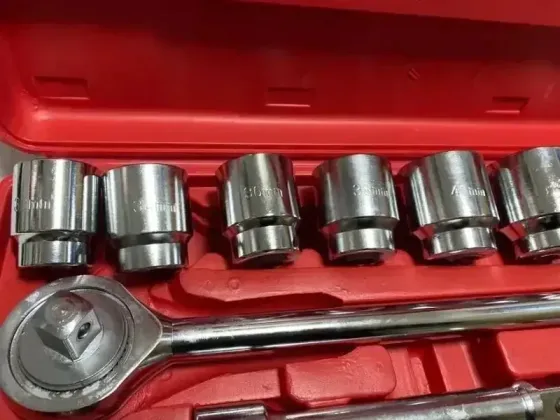 Набір головок торцевих LEX ,Набір головок 12-гранні LXSS-2112PT ,Комбіновані ключі великих розмірів  квадрат 3/4 Львів