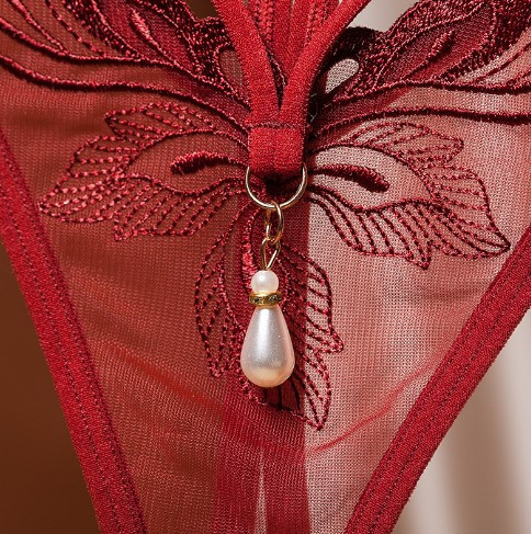 Трусики з розрізом та бусинкою універсальний бордовий Київ - фото 3