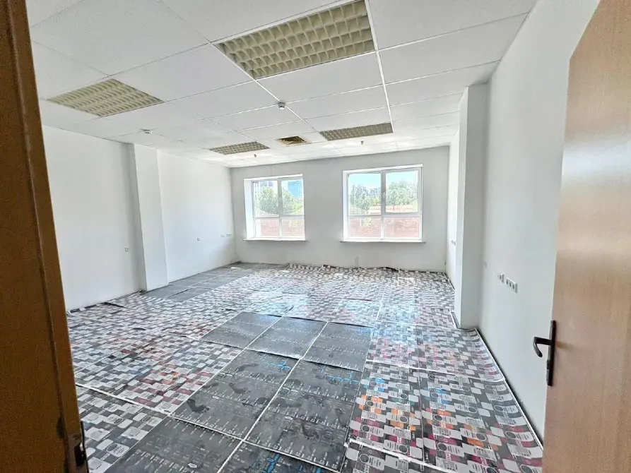 Офис в центре города, 4 и 5 этажи. Собственная терраса, 2 лифта, автономное отопление Газ Днепр - изображение 12