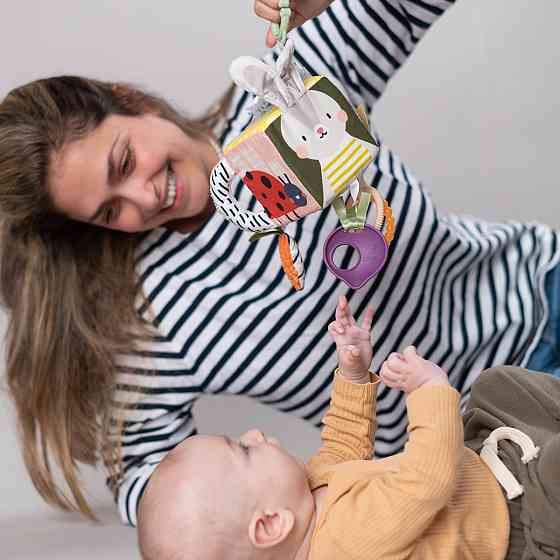 Розвиваюча іграшка-кубик колекції Садочок у місті - Їжачок і бурячок Дніпро