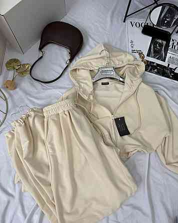 Женский прогулочный оверсайз костюм двойка: кофта и штаны двунитка Кремовый Одесса