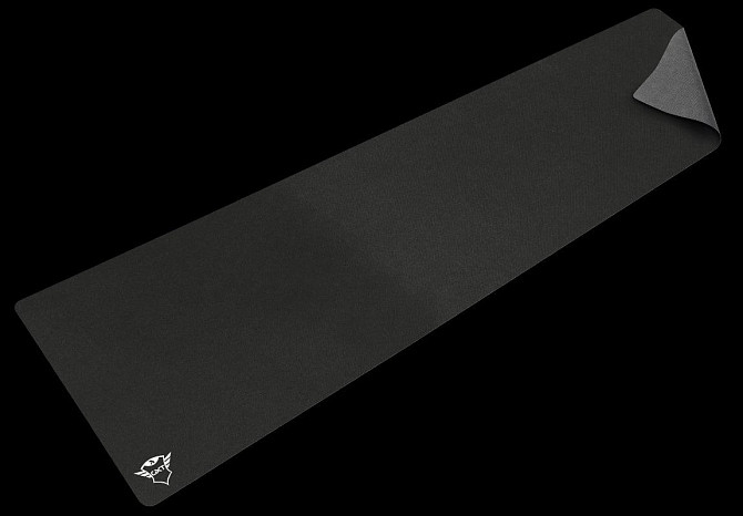 Игровой коврик для мыши и клавиатуры Trust Gaming GXT 758 XXL 930x300 мм, нескользящая основа, черны Киев - изображение 3
