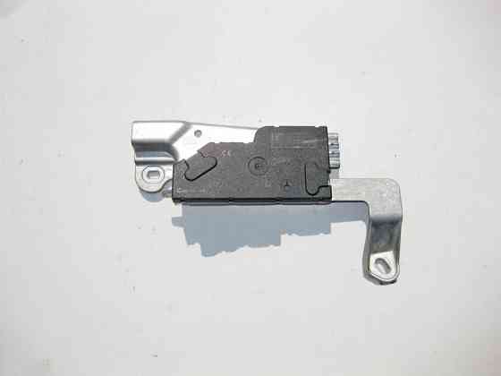 Mercedes-Benz  A2118709989 Антенний підсилювач на правій стійці "C" CLS C219 Одесса