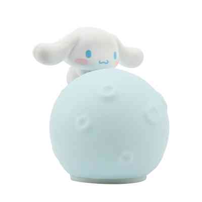 Фигурка Hello Kitty Синаморол на Луне со светом (11527) Винница