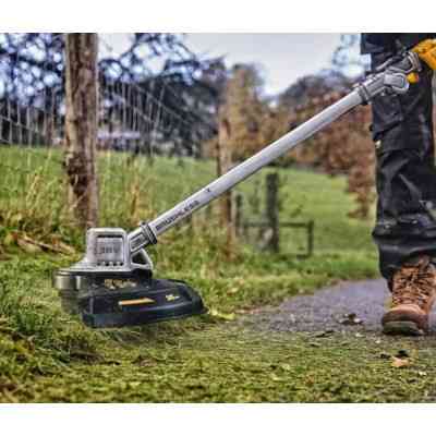 Триммер садовый DeWALT 18 В, 5Ач, леска 2 мм, ширина кошения 36 см (DCMST561P1) Винница