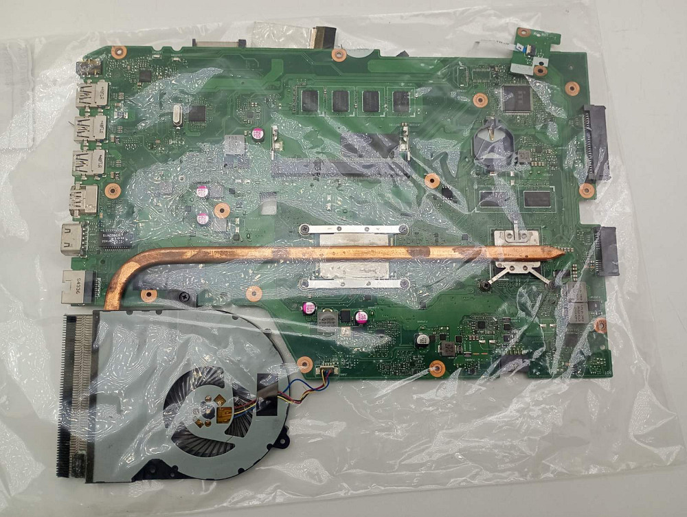 Материнська плата для ноутбука ASUS R752L (Б клас) Луцк - изображение 1