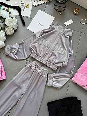 Женский стильный костюм двойка кофта с вышивкой и штаны велюр Серый, 42/44 Одесса