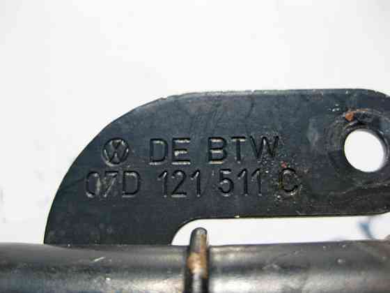 VAG  07D121511C Металева трубка охолоджувальної рідини ліва VW Passat B5 Одеса