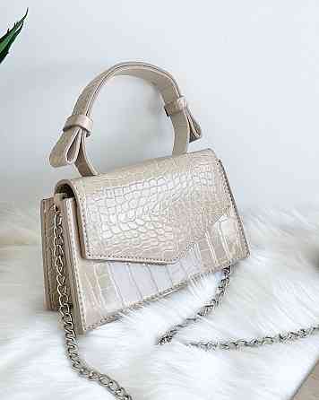 Сумочка клатч женская молодежная яркая через плече сумка Крохатушка одяг Бежевый Киев