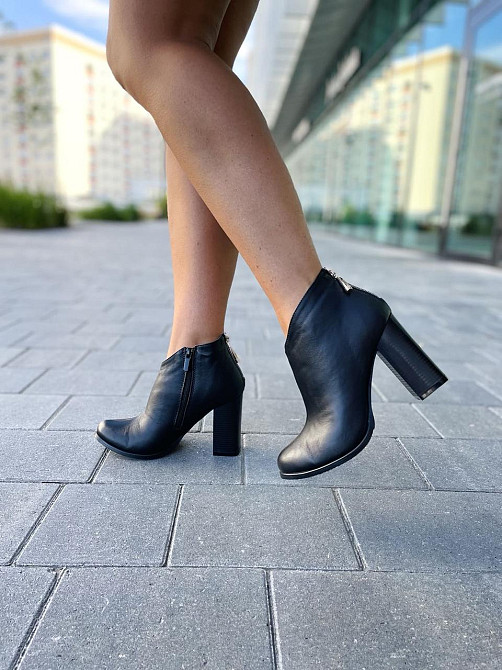 Жіночі черевики 95з чорні натуральна шкіра висота каблука 9 см (1115) 37р.40р. Коломия - фото 9