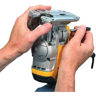 Електролобзик DeWALT 701 Вт, 0-3100 ход/хв, 2.6 кг, TSTAK (DW331KT) Вінниця