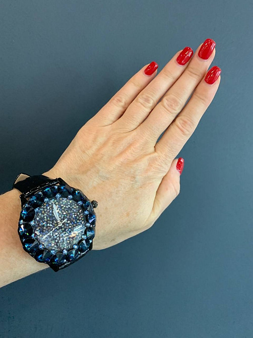 Роскошные сверкающие Часы Swarovski с синими камнями Одесса - изображение 2