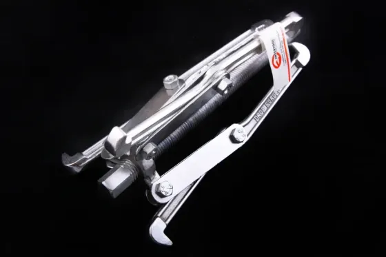 Съемник подшипников 3-лапый  8 Intertool (200 мм) Винница