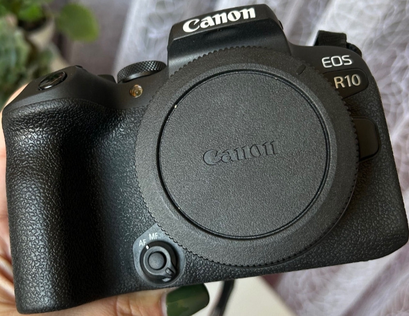 Фотоаппарат: Canon R10 body , в хорошем состоянии! Харьков - изображение 2