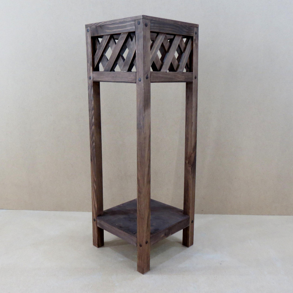 Кашпо на стойке 