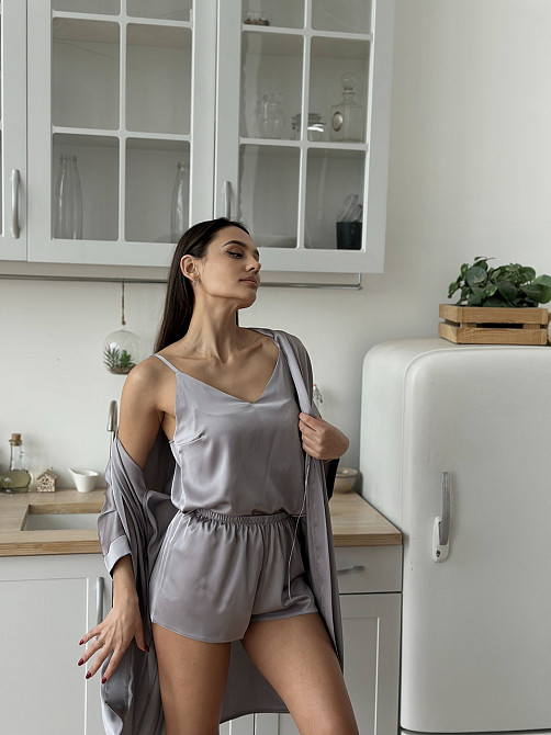 Пижама женская шелковая с шортами Серый XS Харьков - изображение 7