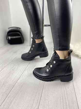 Черевики жіночі D and V чорні натуральна шкіра 36р. висота 13см підошва 1см (2190) Коломыя