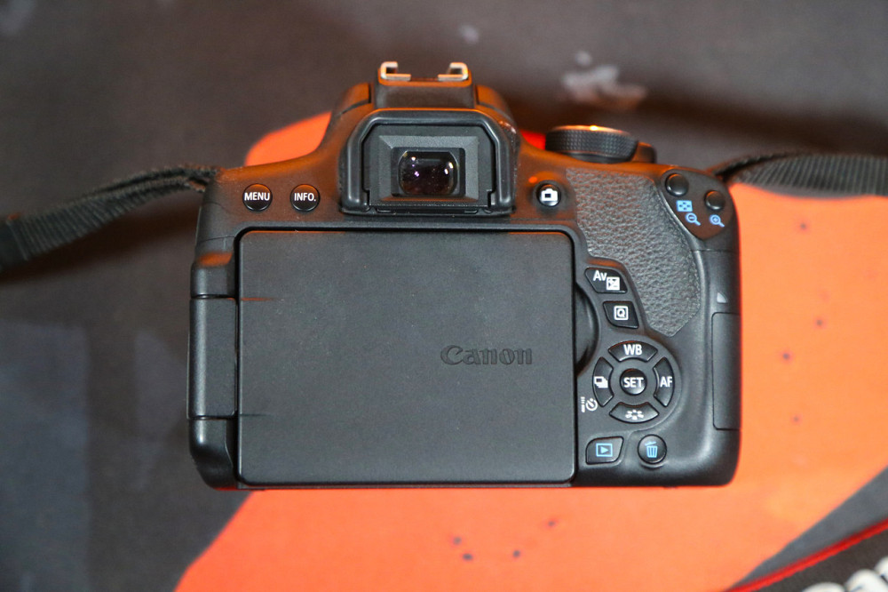 Дзеркальний фотоапарат Canon EOS 750D WiFi Дзеркалка.Комплект. Б\У Харків - фото 2