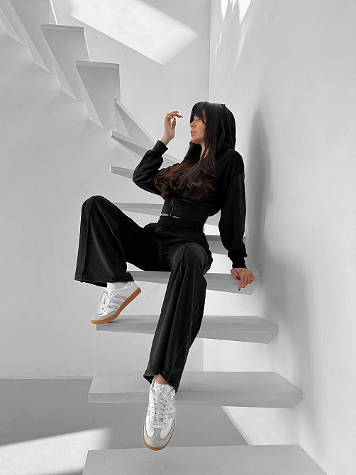 Женский прогулочный костюм двойка: кофта на молнии и брюки из велюра Черный, 42/44 Одесса - изображение 6