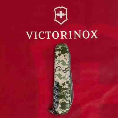 Ніж Victorinox Climber Army Піксель (1.3703.3_W3940p) Вінниця