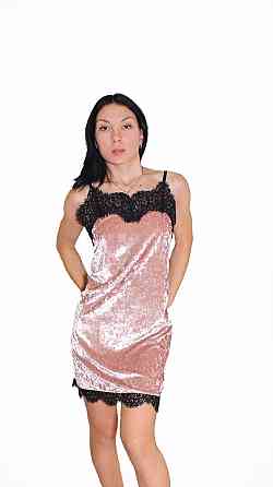 Жіноча нічна сорочка з мармурового велюру Пудровий M Харків