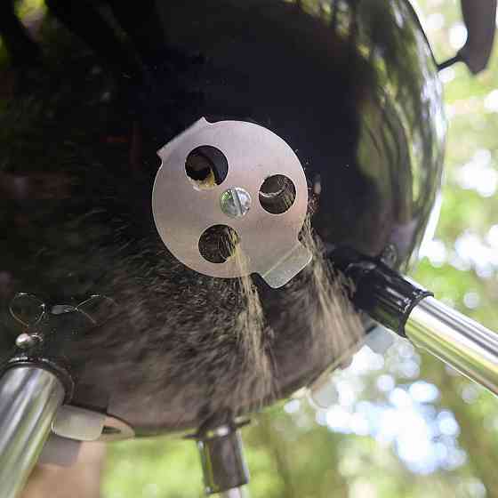 Угольный гриль Compact Kettle 47 см черный Weber 1502054 Код: 013547 Ровно