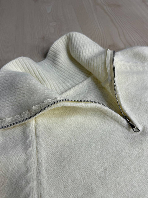 Светр жіночий A-N 1780 з коміром на блискавці оверсайз one size, молочний, one size Київ - фото 17