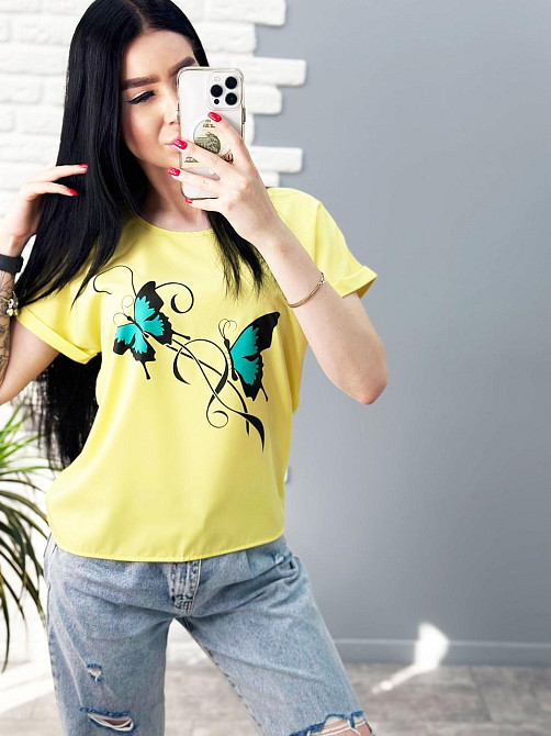 Женская блузка-футболка 