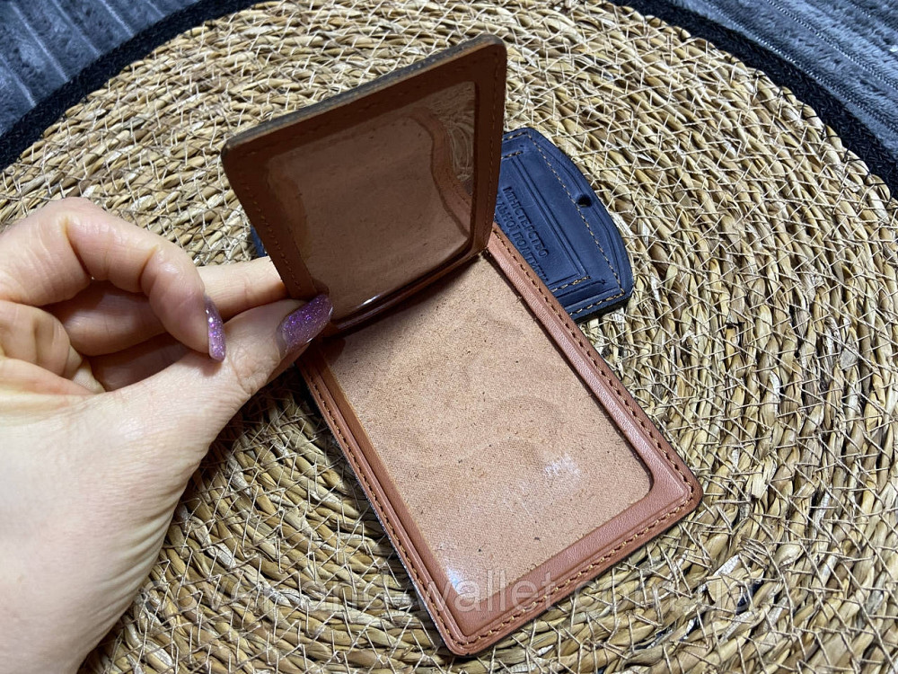 Обложка для пенсионного удостоверения из натуральной кожи желтого цвета Киев - изображение 3