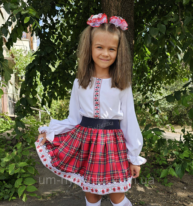 Комплект школьной формы блузка длинный рукав и юбочка с орнаментом 122-134 Кривой Рог - изображение 1