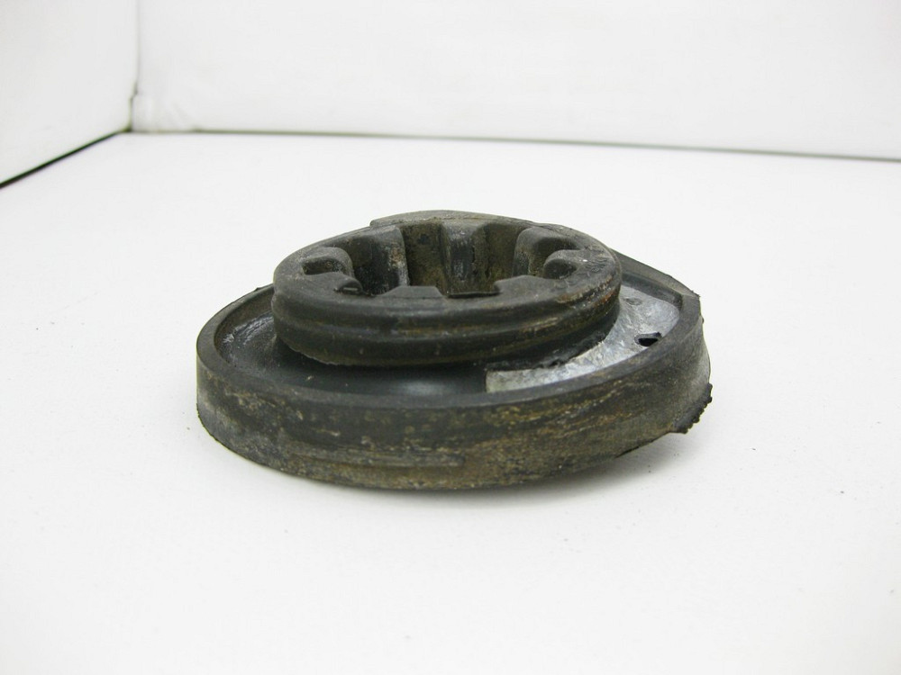 Mercedes-Benz  A2463250684 Гумова опора під задню пружину на важелі CLA Shooting Brake X117 CLA C117 GLA X156 B-class W242 Одесса - изображение 6