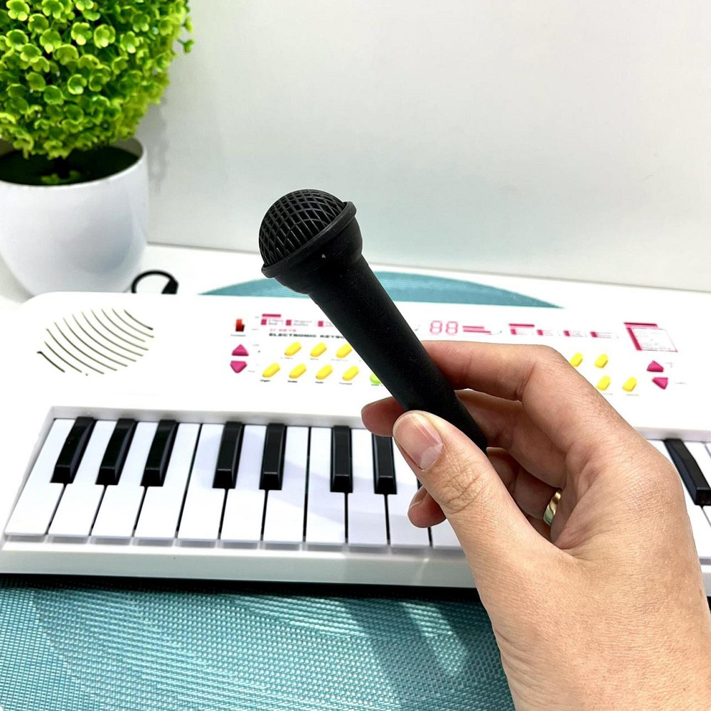 Синтезатор дитячий з мікрофоном 37 клавіш Білий (Q-802) Чернігів - фото 2