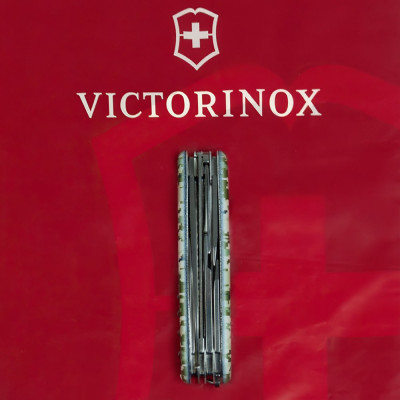 Нож Victorinox Huntsman Army 91 мм Піксель + Лого (1.3713.3_W3941p) Винница - изображение 2