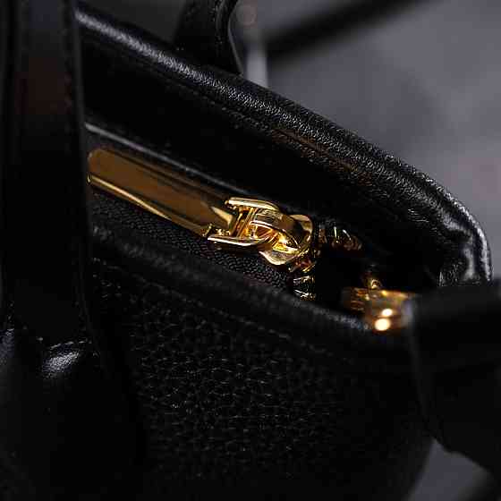 Містка сумка з двома ручками з натуральної шкіри Vintage 22286 Чорна Київ