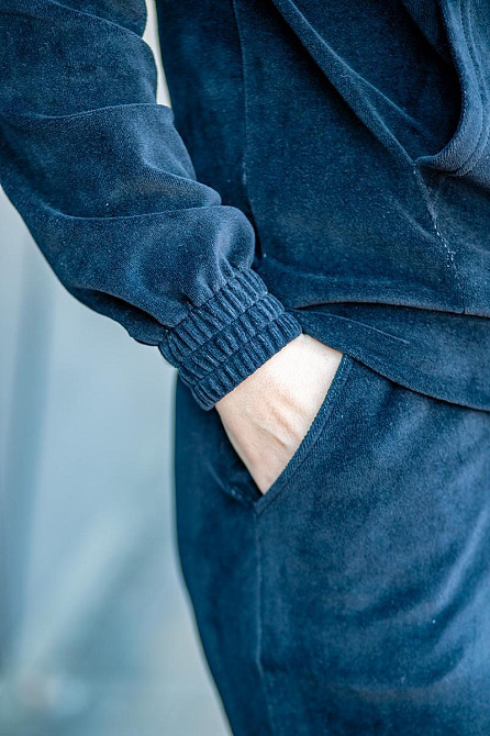 Спортивный костюм женский прогулочный велюровый, женский комплект темно-синий Крохатушка одяг Киев - изображение 4