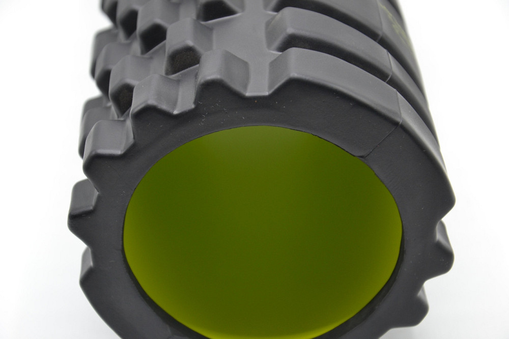 Масажний ролик (роллер) PowerPlay 4025 Massage Roller Чорно-зелений (33x15см.) Кам'янське - фото 7