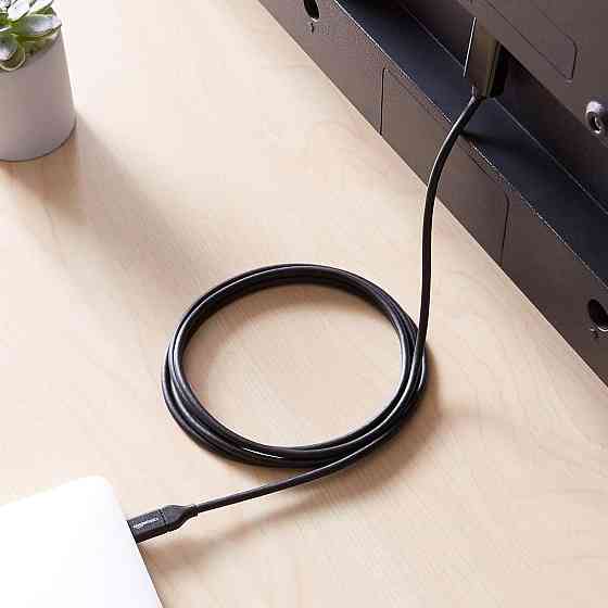 Кабель‑адаптер USB-C — HDMI 1,82 м Thunderbolt 3 совместимый 4K@30Hz черный для монитора проектора телевизора Киев